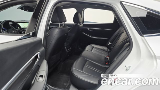 Hyundai Sonata (DN8) 2.0 Premium Plus 2022 — фото 11