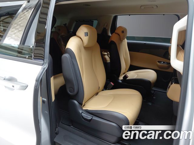 Kia Carnival (IV) Gasoline 9-Seater Noblesse 2023 — фото 11