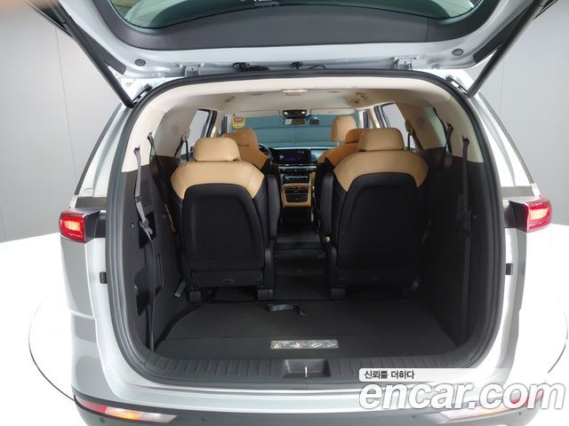 Kia Carnival (IV) Gasoline 9-Seater Noblesse 2023 — фото 18