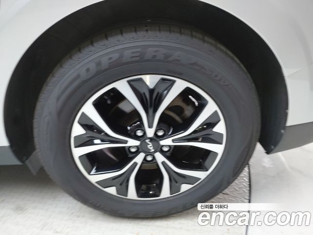 Kia Carnival (IV) Gasoline 9-Seater Noblesse 2023 — фото 21