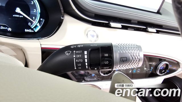 Genesis GV70 3.5T Gasoline AWD 2024 — фото 28