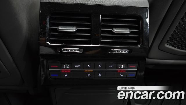 Volkswagen Touareg (III) 3.0 TDI Prestige 2020 — фото 24