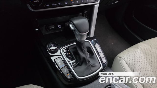 Kia Seltos Gasoline 1.6 Turbo 2WD Gravity 2023 — фото 9