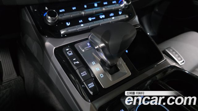 Genesis EQ900 3.8 GDI AWD Premium Luxury 2016 — фото 9