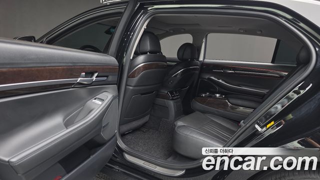 Genesis EQ900 3.8 GDI AWD Premium Luxury 2016 — фото 15