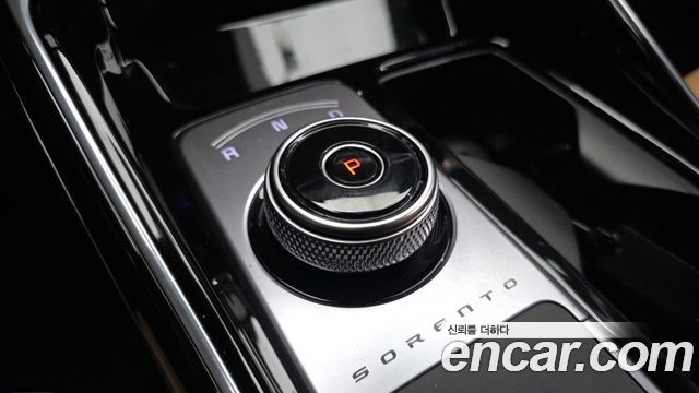 Kia Sorento (IV) HEV 1.6 2WD Noblesse 2023 — фото 9