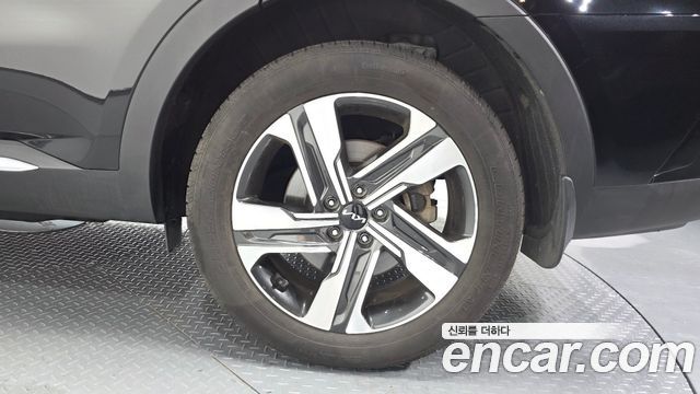 Kia Sorento (IV) HEV 1.6 2WD Noblesse 2023 — фото 21