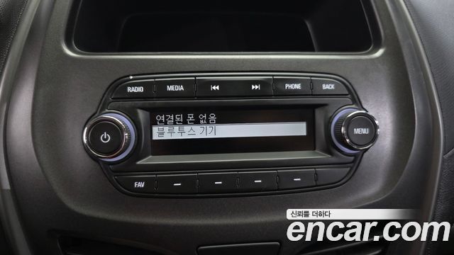 Chevrolet Spark LS 2020 — фото 15