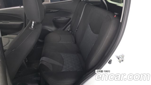 Chevrolet Spark LS 2020 — фото 26