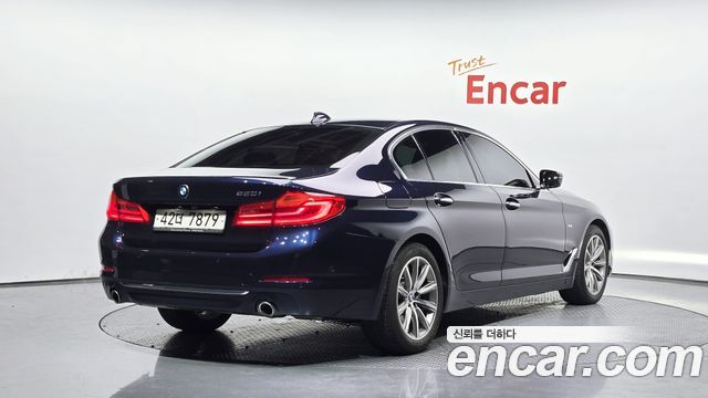 BMW 5 Series (G30) 520i Luxury 2018 — фото 2