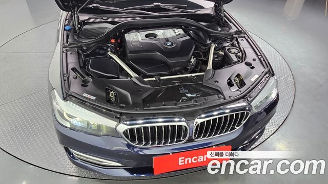 BMW 5 Series (G30) 520i Luxury 2018 — фото 6