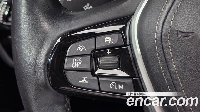 BMW 5 Series (G30) 520i Luxury 2018 — фото 14