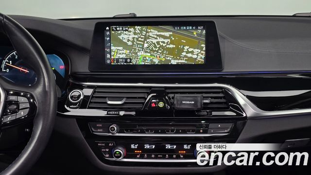 BMW 5 Series (G30) 520i Luxury 2018 — фото 18