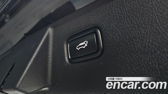 Kia Mohave The Master Diesel 3.0 4WD 5-Seater Masters Gravity 2023 — фото 17