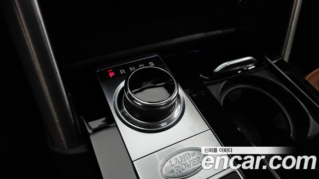 Land Rover Discovery 5 3.0 SD6 HSE Luxury 2020 — фото 9