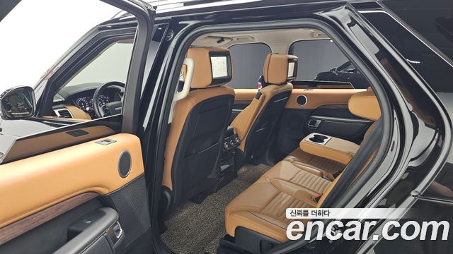 Land Rover Discovery 5 3.0 SD6 HSE Luxury 2020 — фото 16