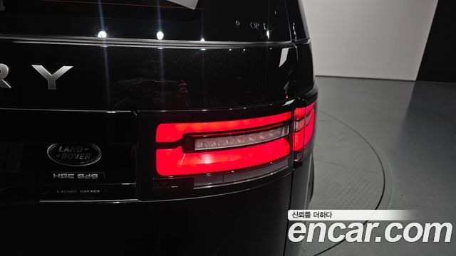 Land Rover Discovery 5 3.0 SD6 HSE Luxury 2020 — фото 29