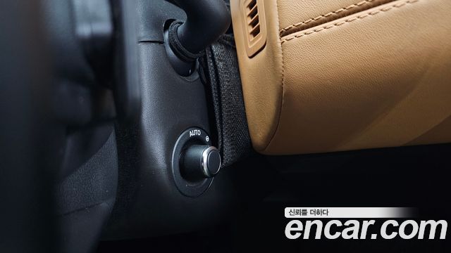 Land Rover Discovery 5 3.0 SD6 HSE Luxury 2020 — фото 37