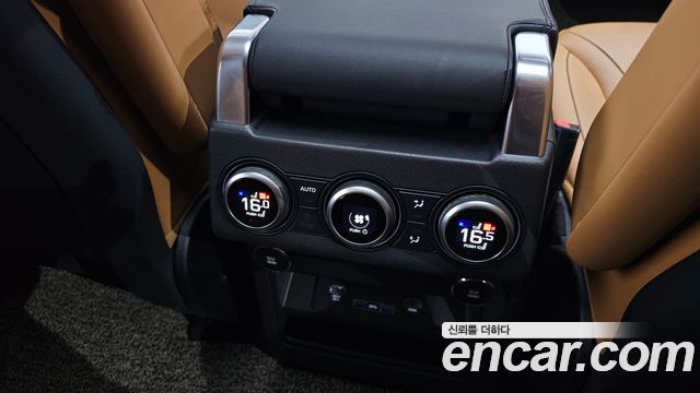 Land Rover Discovery 5 3.0 SD6 HSE Luxury 2020 — фото 39