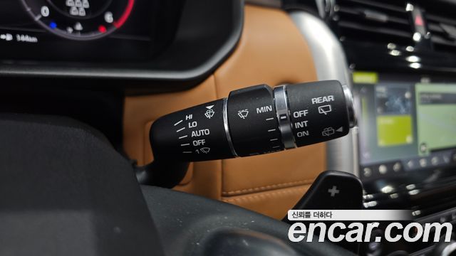 Land Rover Discovery 5 3.0 SD6 HSE Luxury 2020 — фото 43