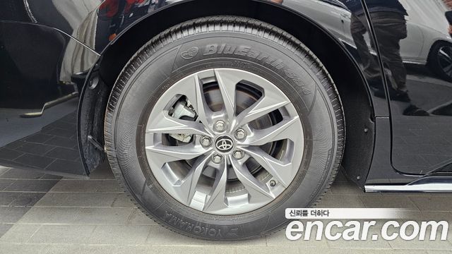 Toyota Sienna (IV) 2.5 Hybrid AWD 2025 — фото 5