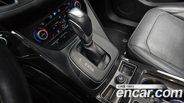 Ford Kuga (II) 2.0 Diesel Titanium 2017 — фото 9