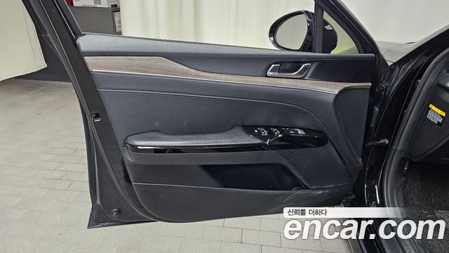 Kia K5 (III) 1.6 Turbo Noblesse 2020 — фото 24