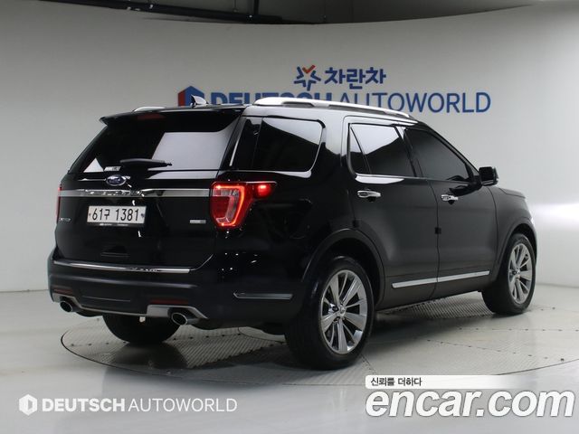 Ford Explorer 2.3 Limited 4WD 5th 2018 — фото 2