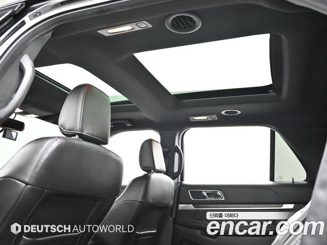 Ford Explorer 2.3 Limited 4WD 5th 2018 — фото 21