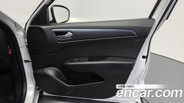 Renault Korea XM3 1.6 GTe LE 2020 — фото 25