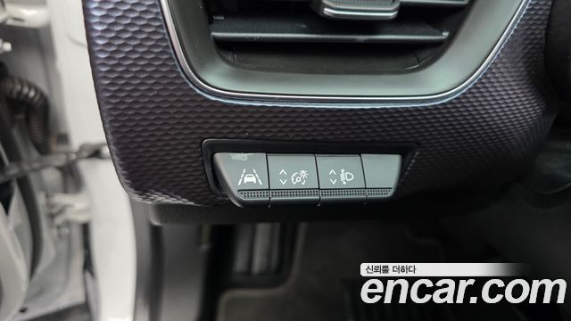 Renault Korea XM3 1.6 GTe LE 2020 — фото 31