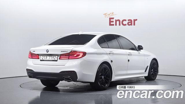 BMW 5 Series (G30) 520d xDrive M Sport Package Plus 2017 — фото 2