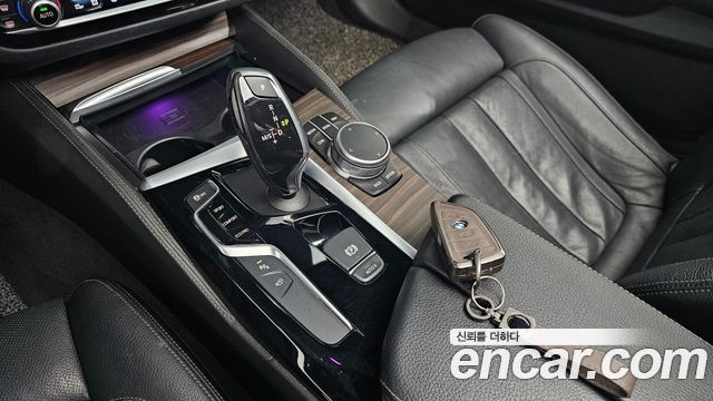 BMW 5 Series (G30) 520d xDrive M Sport Package Plus 2017 — фото 9