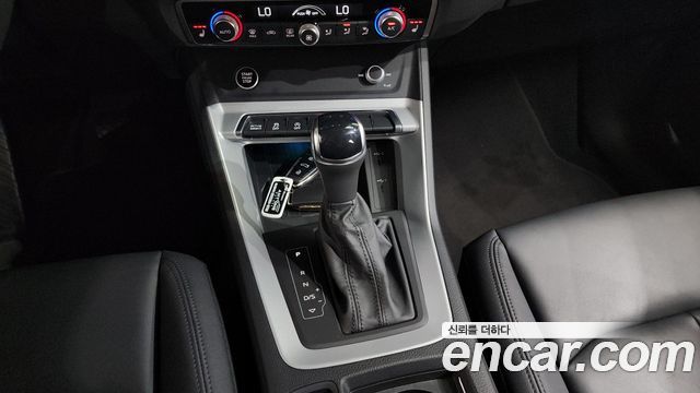 Audi Q3 (F3) 40 TFSI Quattro 2025 — фото 9