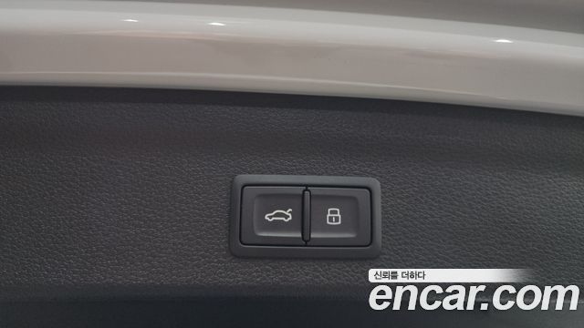 Audi Q3 (F3) 40 TFSI Quattro 2025 — фото 18