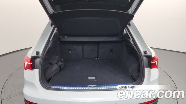 Audi Q3 (F3) 40 TFSI Quattro 2025 — фото 19