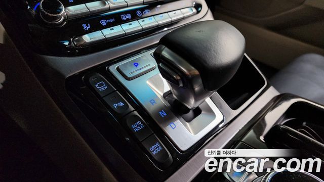 Genesis EQ900 3.3 T-GDI AWD Prestige 2016 — фото 9