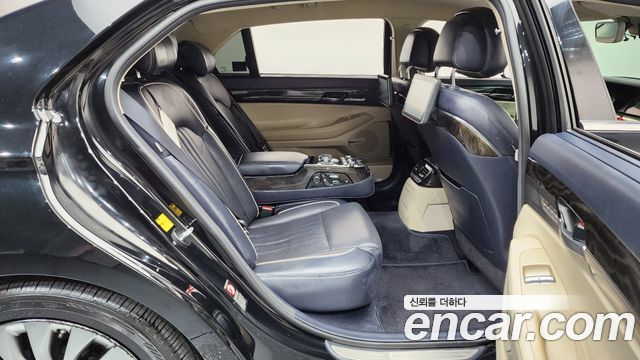 Genesis EQ900 3.3 T-GDI AWD Prestige 2016 — фото 12