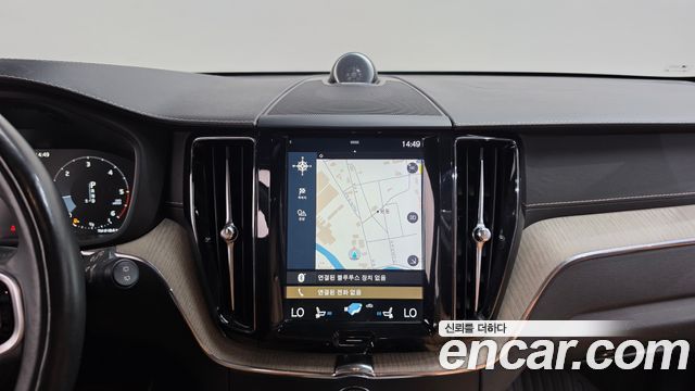 Volvo XC60 (II) D5 Inscription 2018 — фото 12