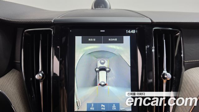 Volvo XC60 (II) D5 Inscription 2018 — фото 14
