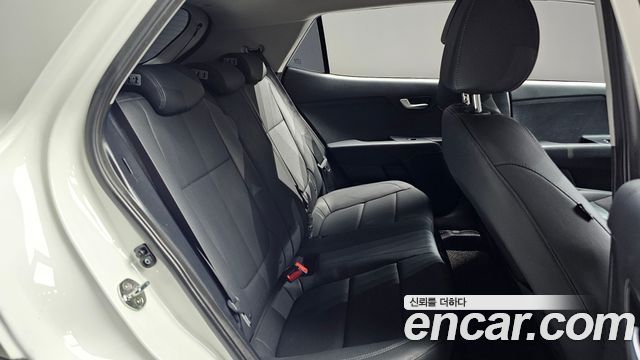 Kia Stonic 1.0 Turbo Trendy 2019 — фото 12