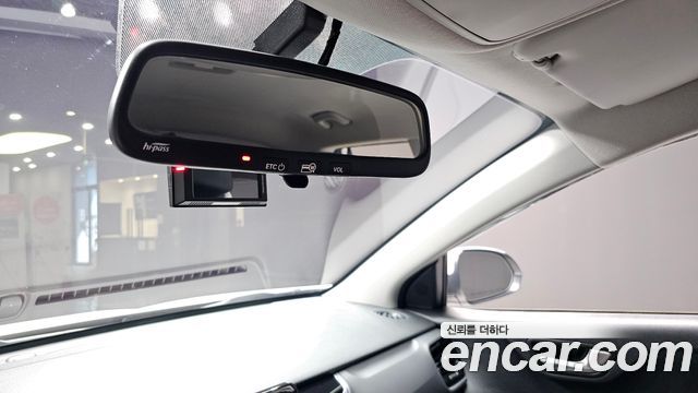 Kia Stonic 1.0 Turbo Trendy 2019 — фото 19