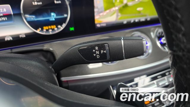Mercedes-Benz E-Class (W213) E450 4MATIC Cabriolet 2019 — фото 9