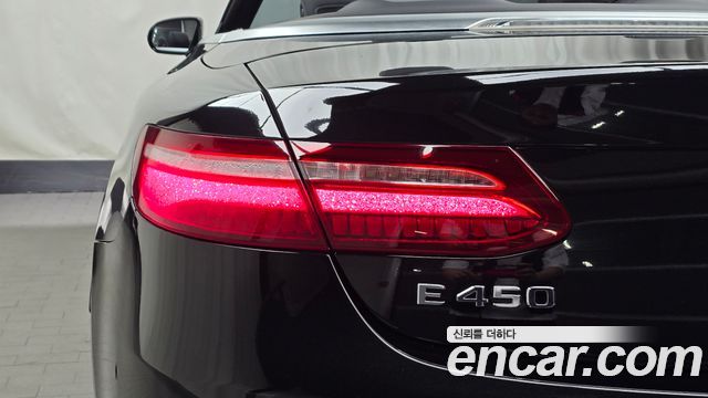 Mercedes-Benz E-Class (W213) E450 4MATIC Cabriolet 2019 — фото 23