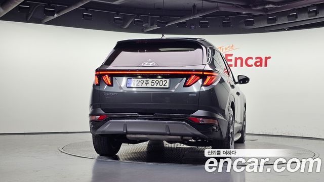 Hyundai Tucson (NX4) Gasoline 1.6 Turbo 4WD Inspiration 2022 — фото 4