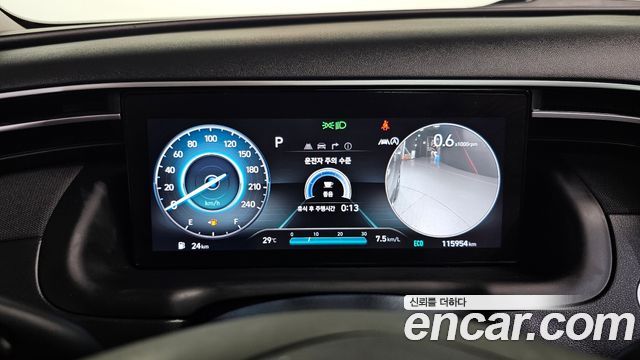 Hyundai Tucson (NX4) Gasoline 1.6 Turbo 4WD Inspiration 2022 — фото 8