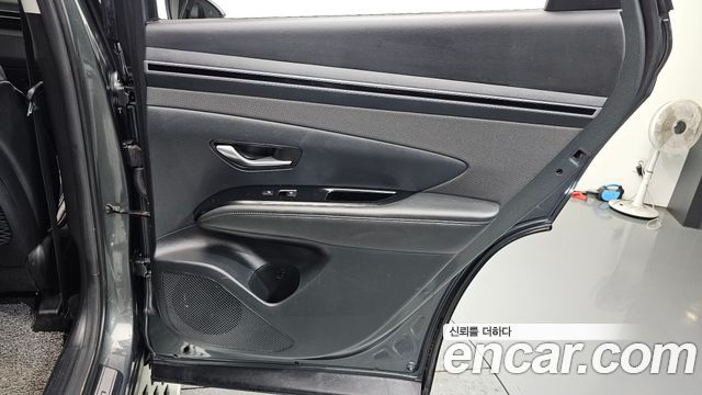Hyundai Tucson (NX4) Gasoline 1.6 Turbo 4WD Inspiration 2022 — фото 25