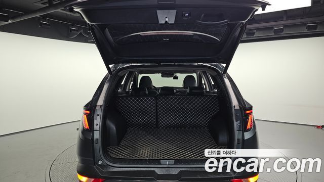 Hyundai Tucson (NX4) Gasoline 1.6 Turbo 4WD Inspiration 2022 — фото 29