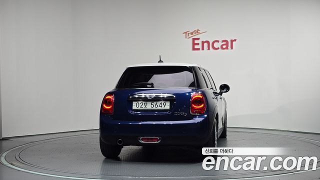 MINI Cooper D 5Door HIGH 3rd 2015 — фото 4