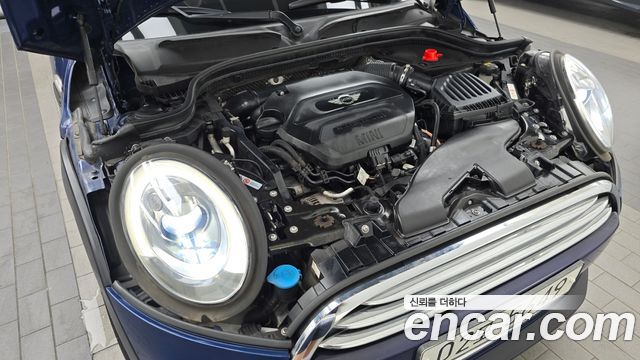 MINI Cooper D 5Door HIGH 3rd 2015 — фото 6